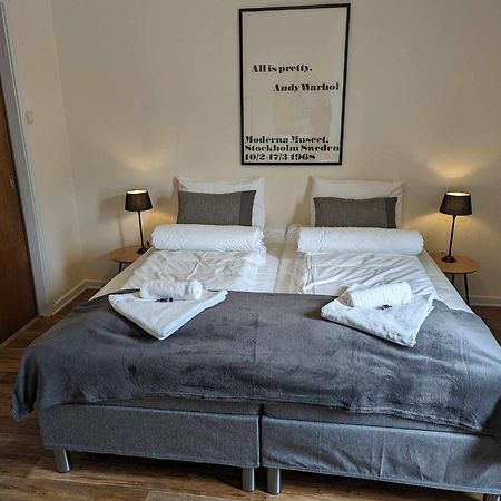 Railside Track Apartment Нарвік Екстер'єр фото