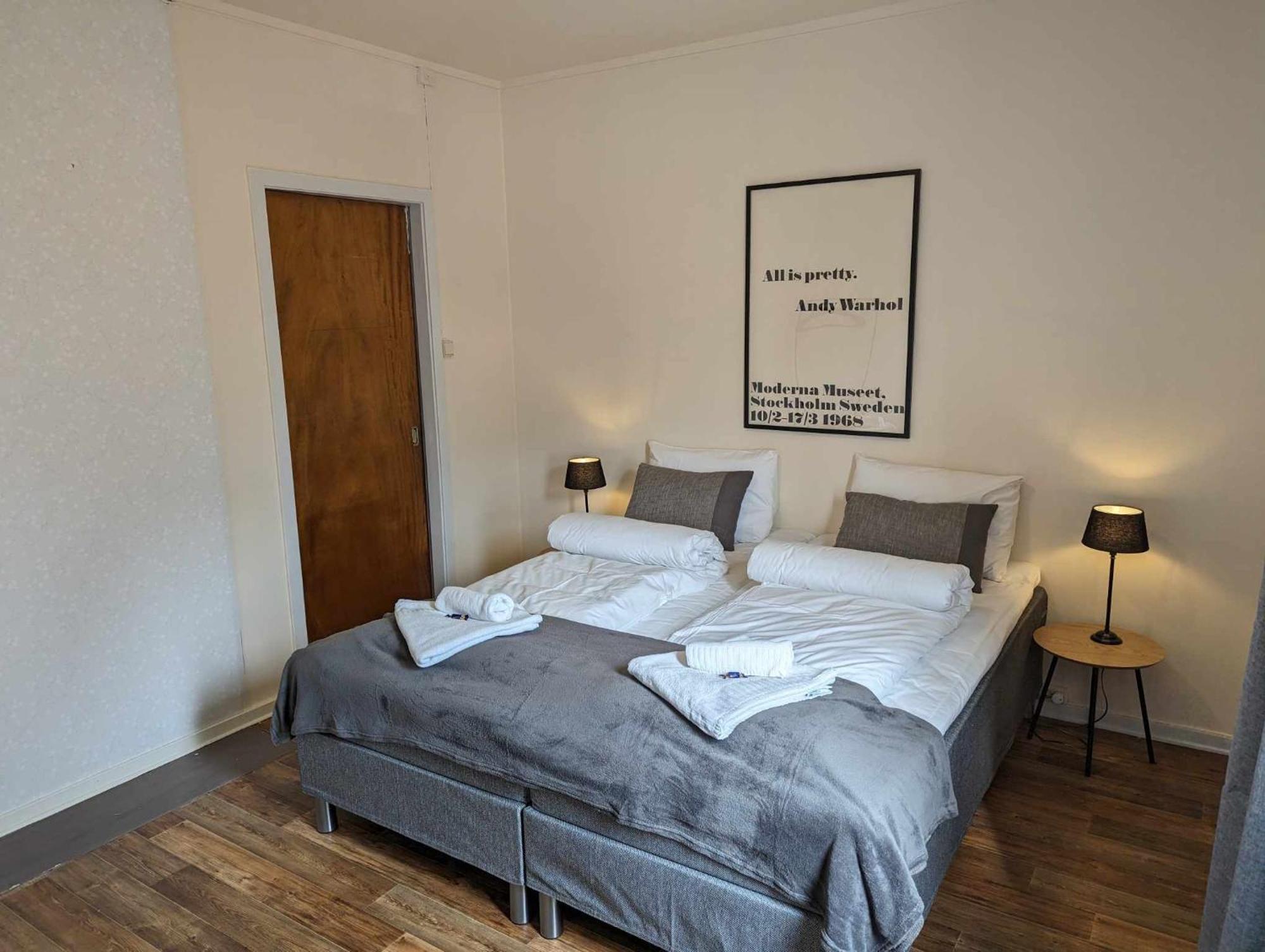 Railside Track Apartment Нарвік Екстер'єр фото