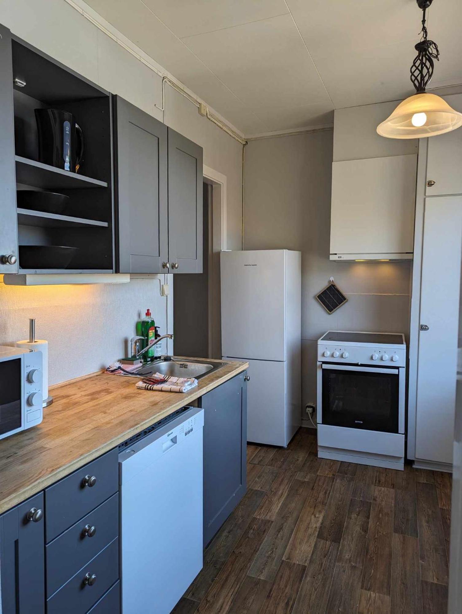 Railside Track Apartment Нарвік Екстер'єр фото